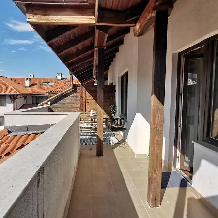 **mountain** Views Just Next To The Gondola Lift 班斯科